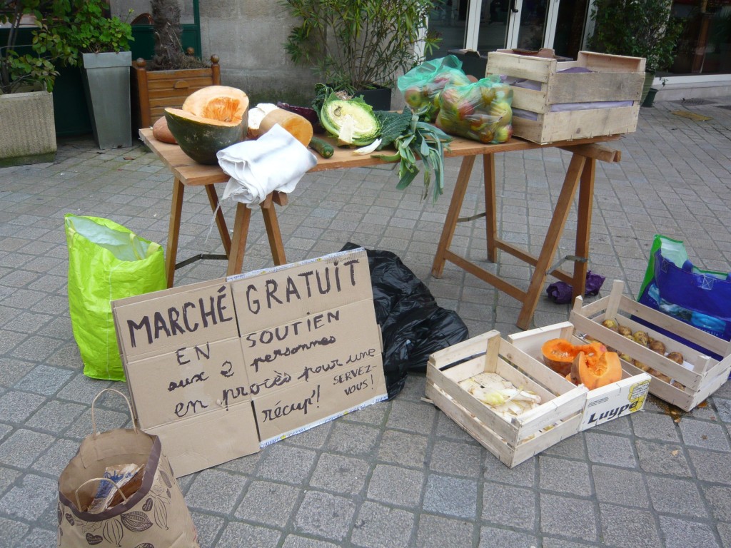 Marché gratuit soutien récup